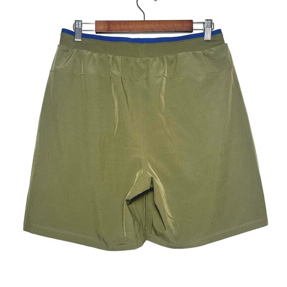 Fabletics | Men | The Fundamental Short II Moss 7 Inch Athletic Shorts | Small - Picture 3 of 11